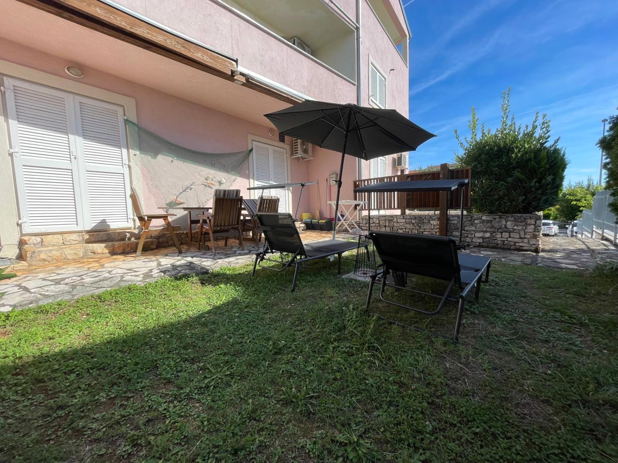 Apartment App Rebecca Brtonigla