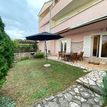 Ferienwohnung APP Rebecca Brtonigla Exterior foto