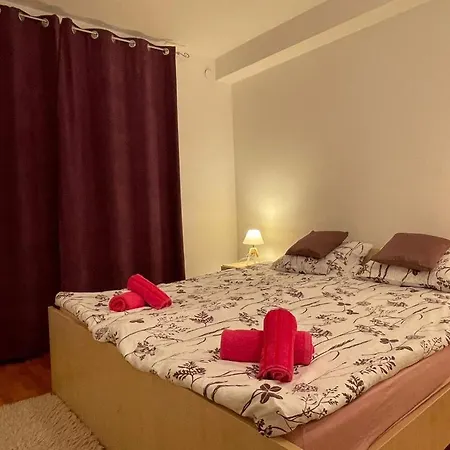 App Rebecca Apartment Brtonigla Exterior photo
